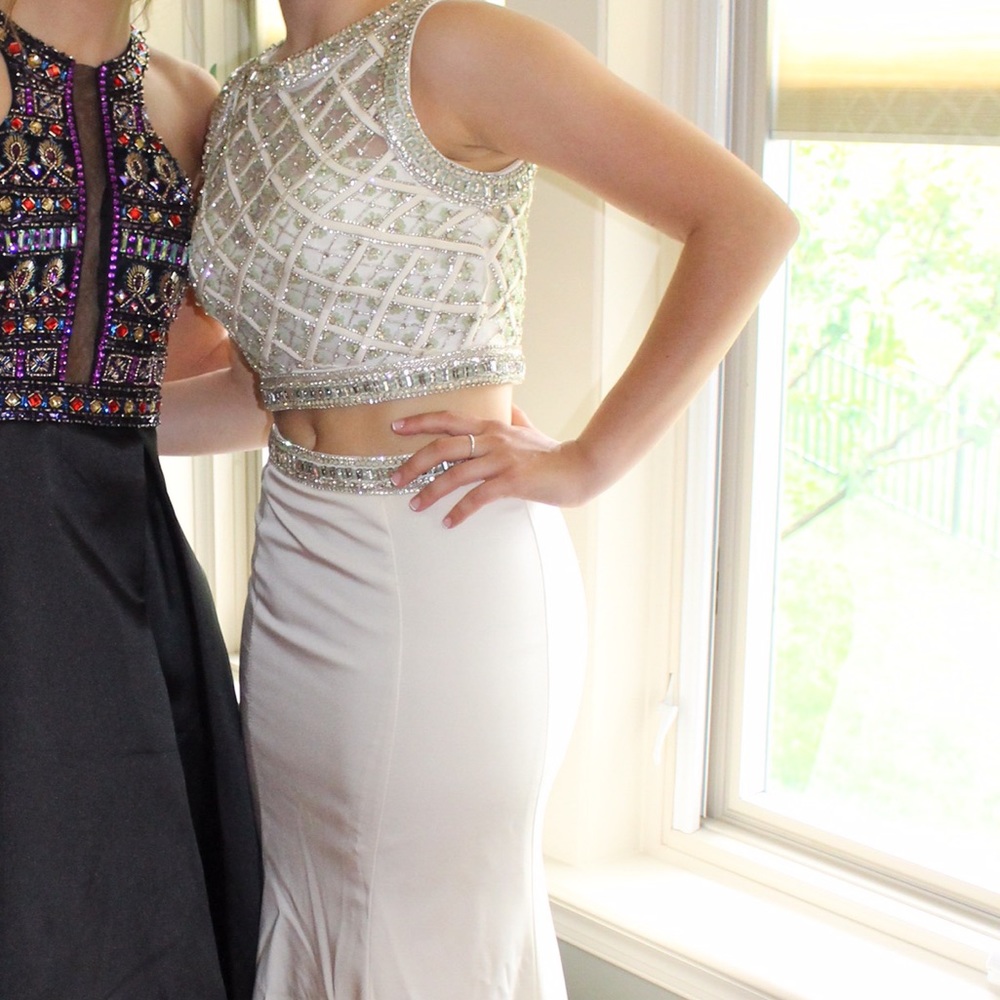 Two piece mermaid prom dress!!